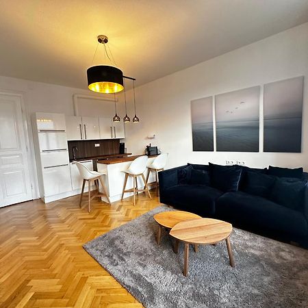 Luxury 3 Bedroom Apartment Near Schoenbrunn Palace Vienna Luaran gambar