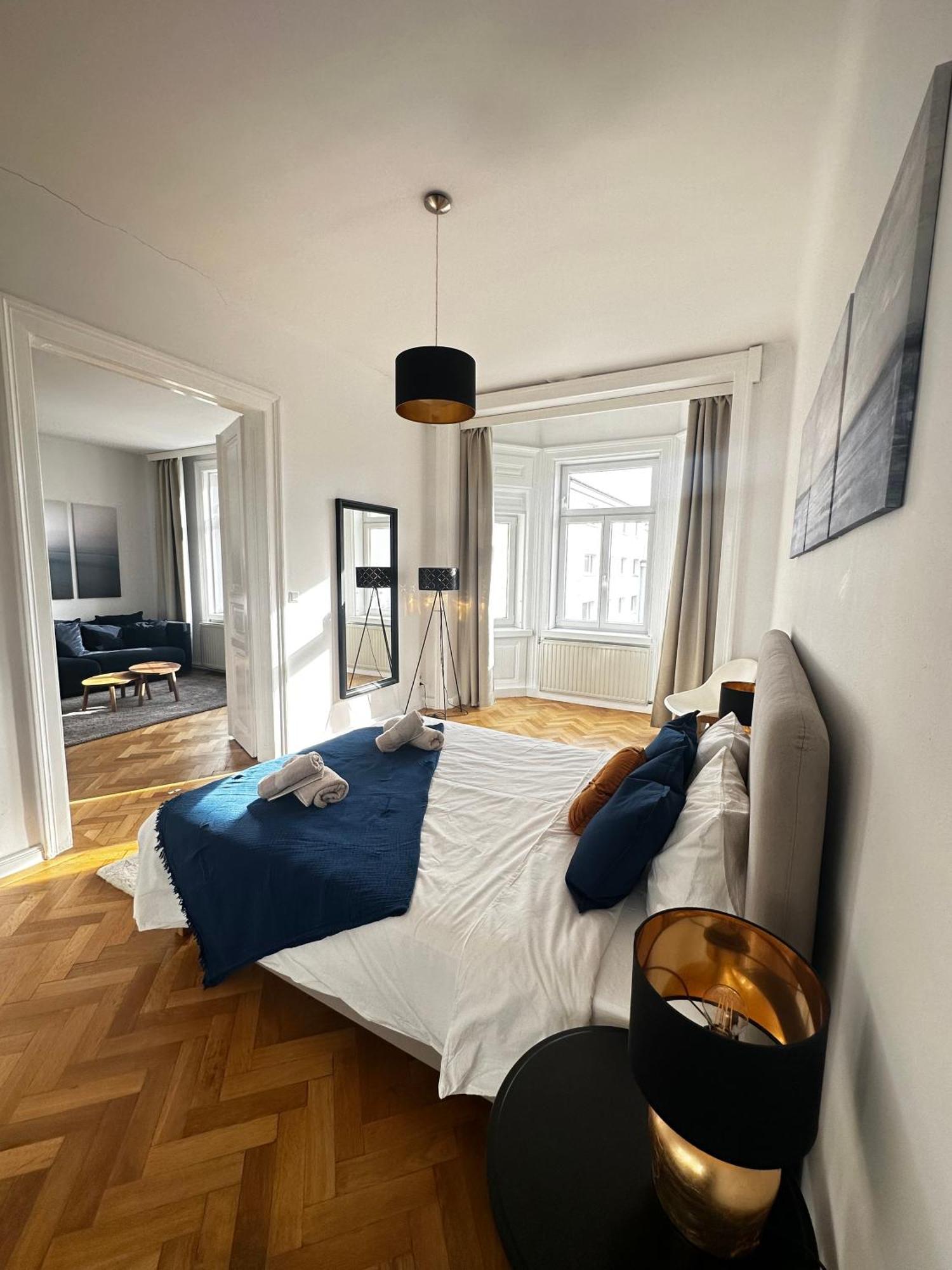 Luxury 3 Bedroom Apartment Near Schoenbrunn Palace Vienna Luaran gambar